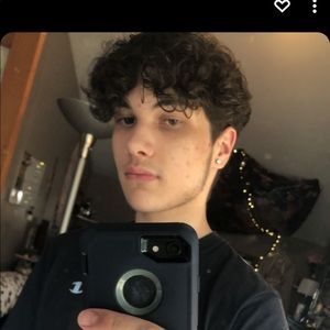 Meet your Posher, Ethan